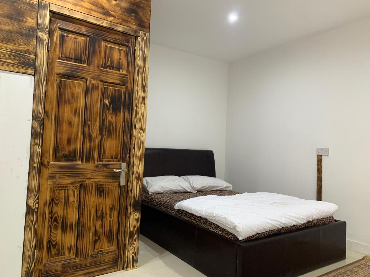 Happy House Apartment Birmingham Bagian luar foto